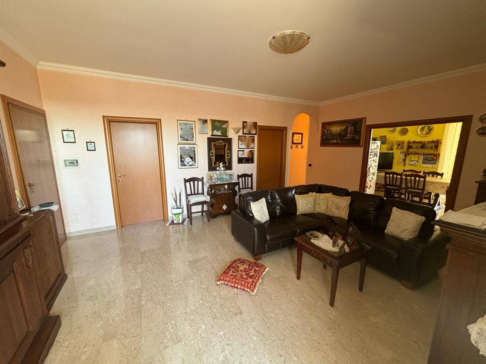 CAPANNONE E ABITAZIONE in vendita a Massafra