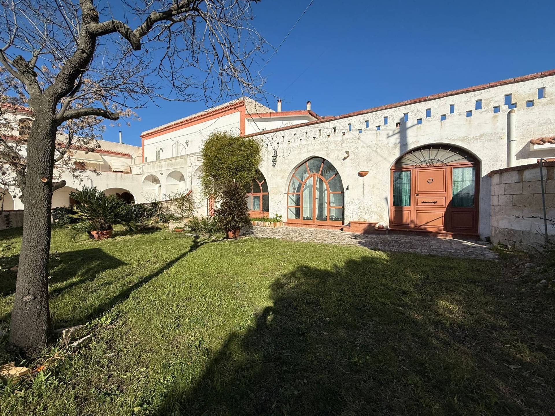 Villa in vendita a Massafra, Zona Cernera