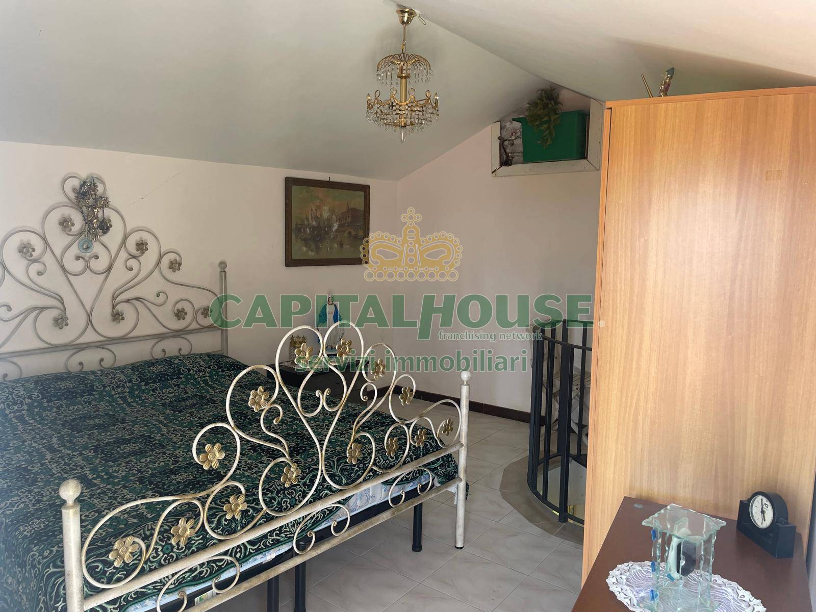 S.Indipendente in vendita a Sant'Angelo a Scala