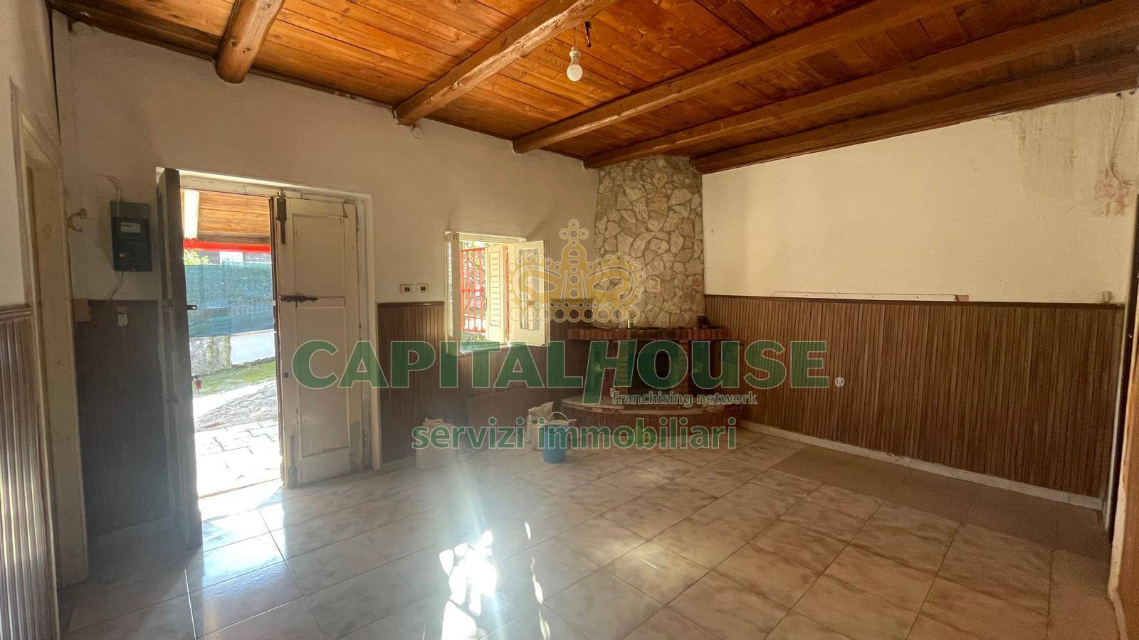 Indipendente in vendita a Sant'Angelo a Scala