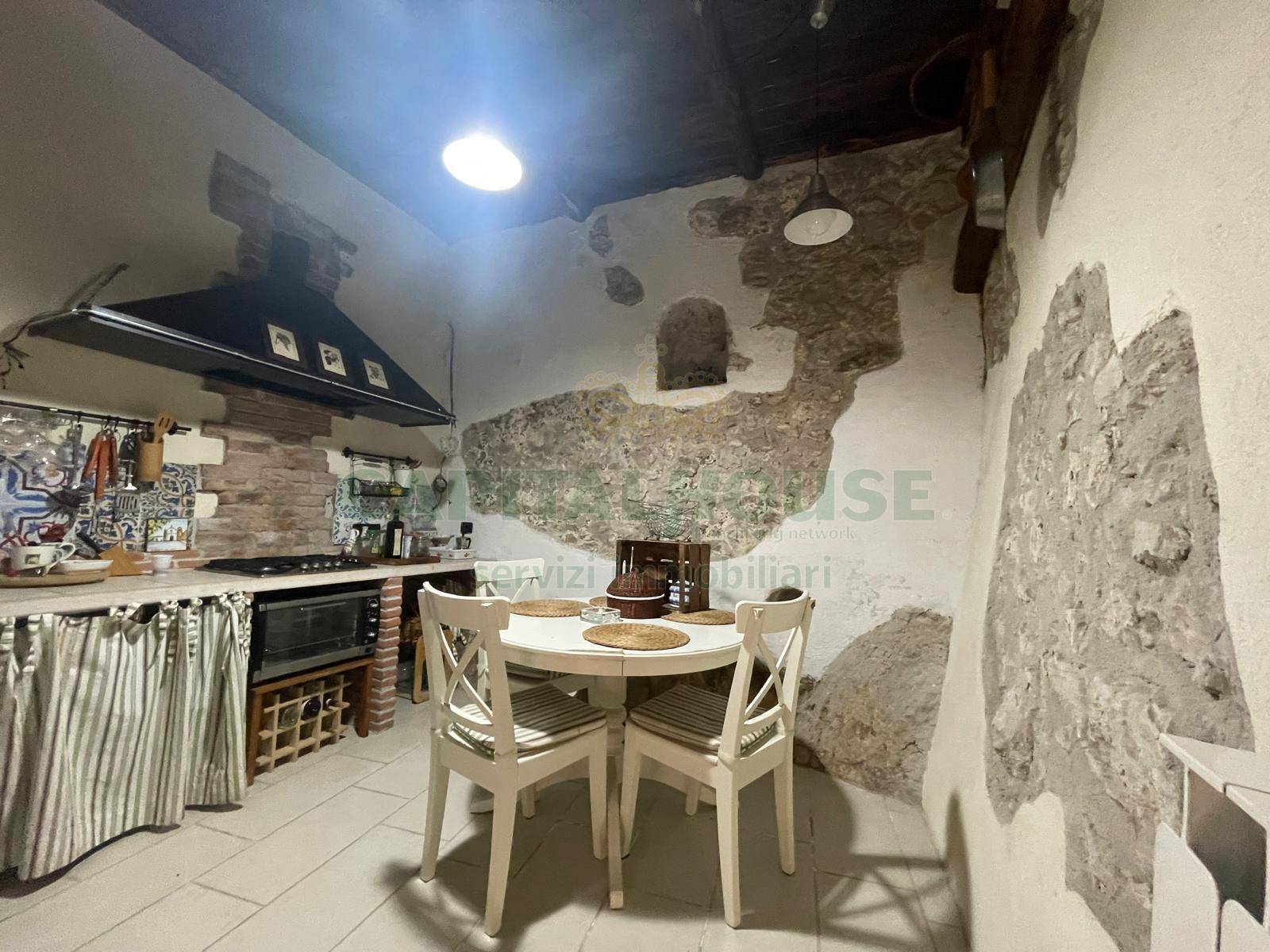 S.Indipendente in vendita a Mercogliano