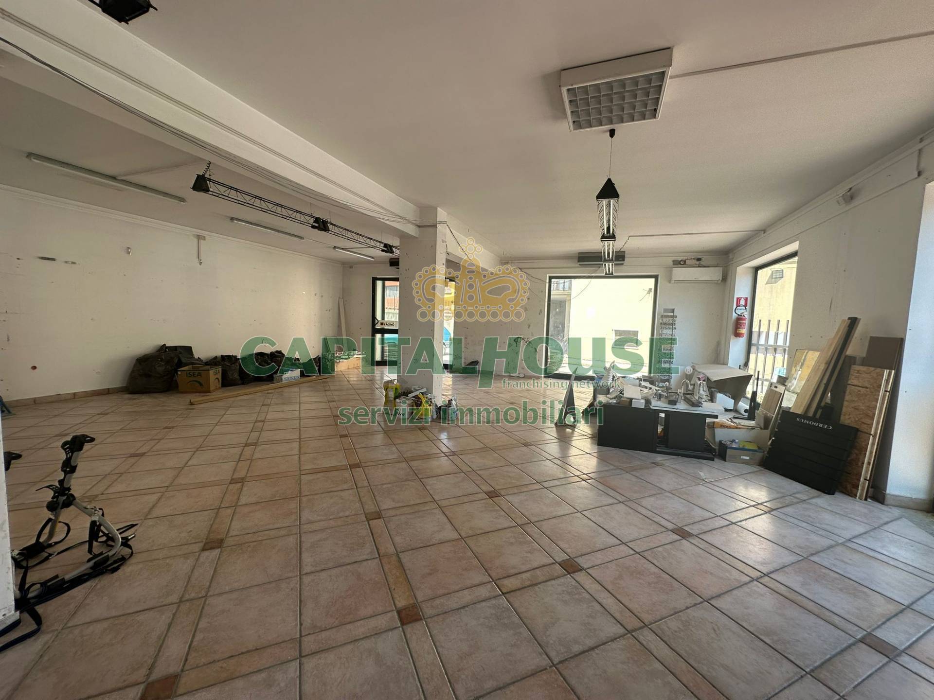 Commerciale in affitto a Mercogliano