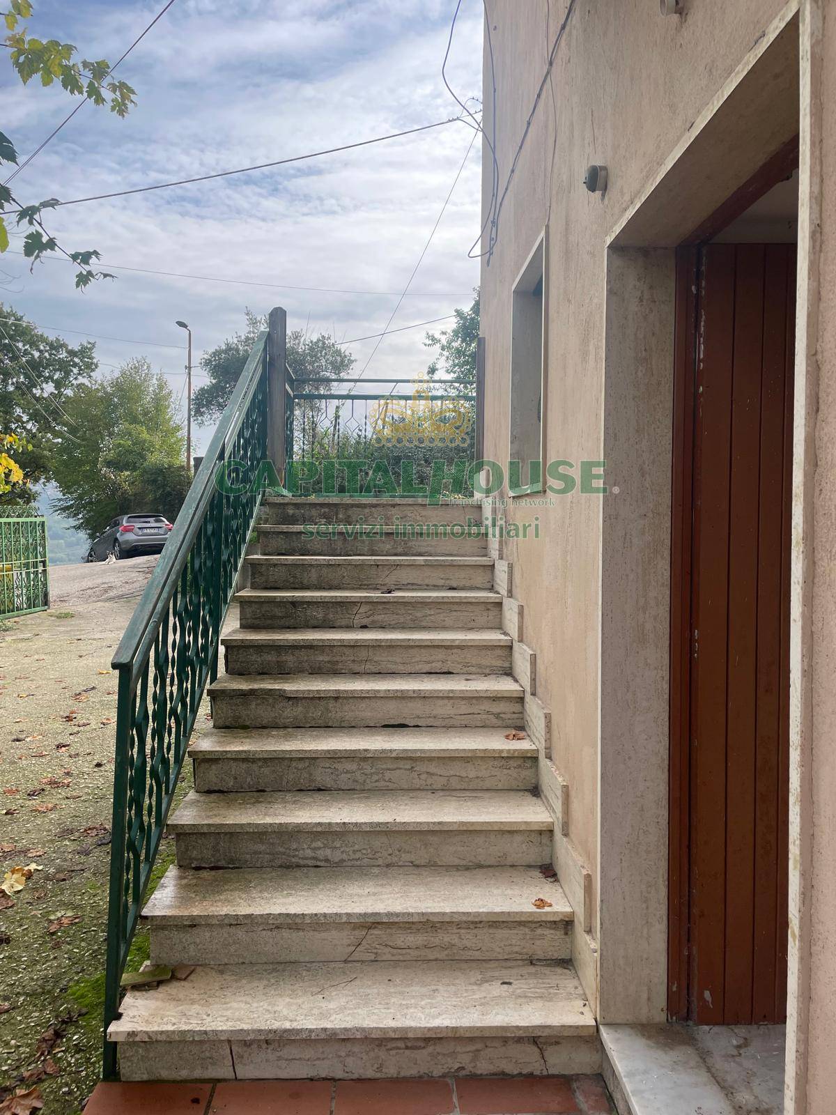 S.Indipendente in vendita a Sant'Angelo a Scala