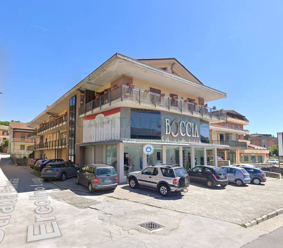 Commerciale in affitto a Mercogliano, Torrette