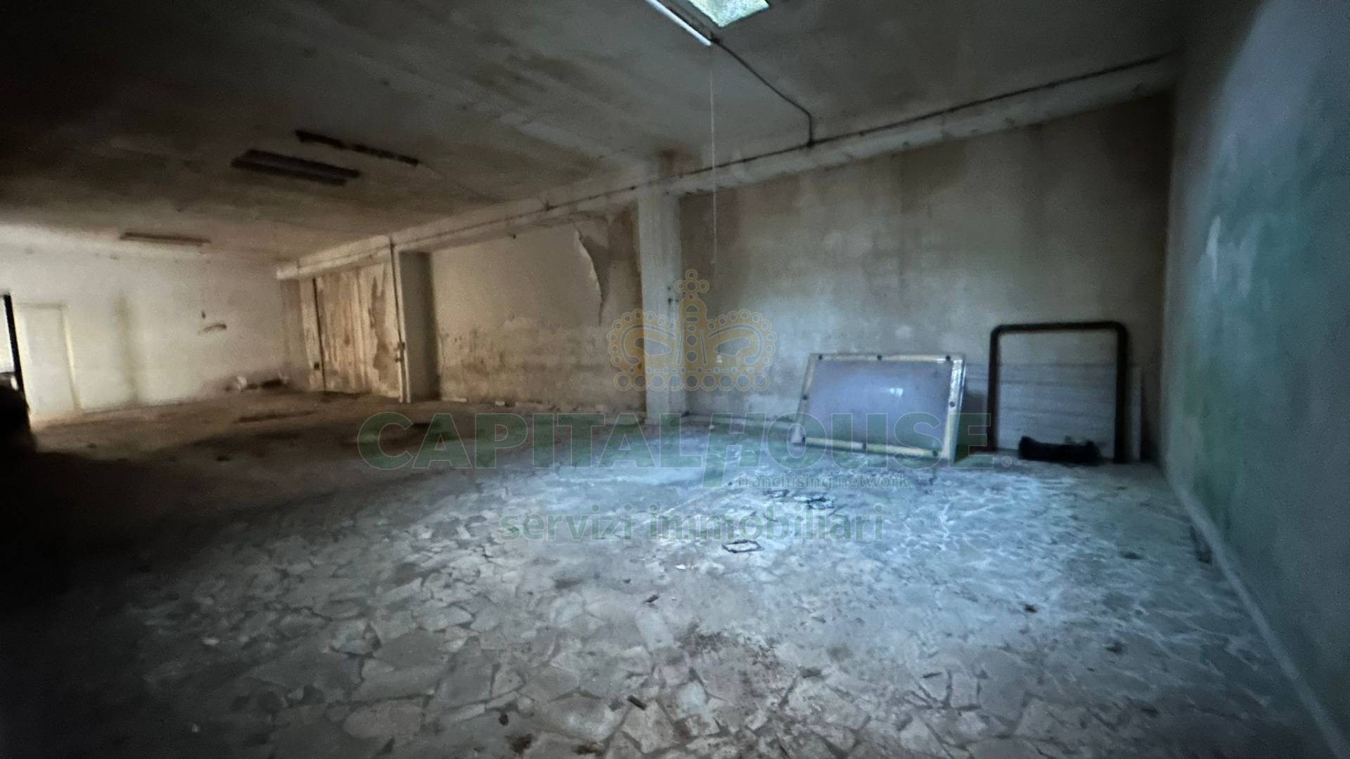 Deposito in vendita a Mercogliano