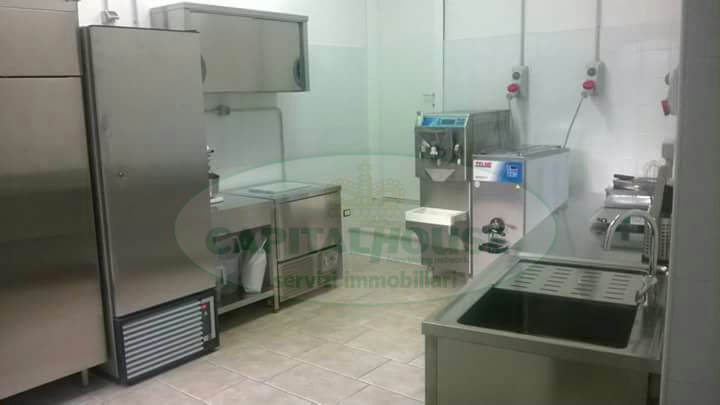 Attivit commerciale in affitto a Mercogliano