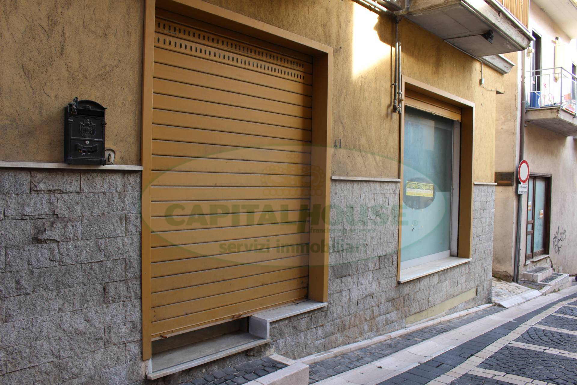 Attivit commerciale in affitto a Mercogliano