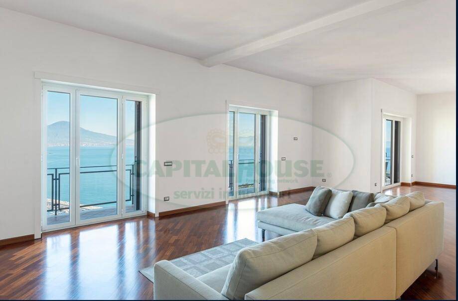 Attico in vendita a Napoli, Posillipo