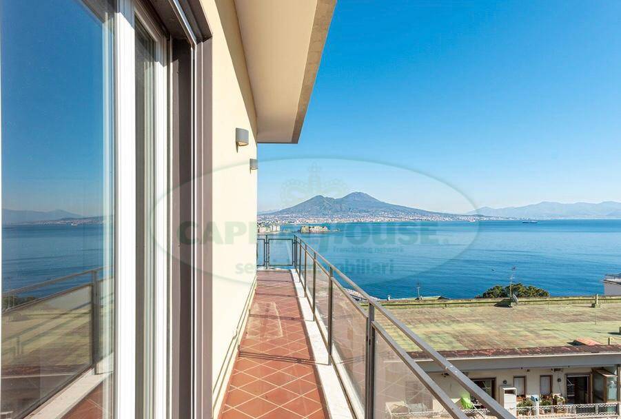 Attico in vendita a Napoli, Posillipo