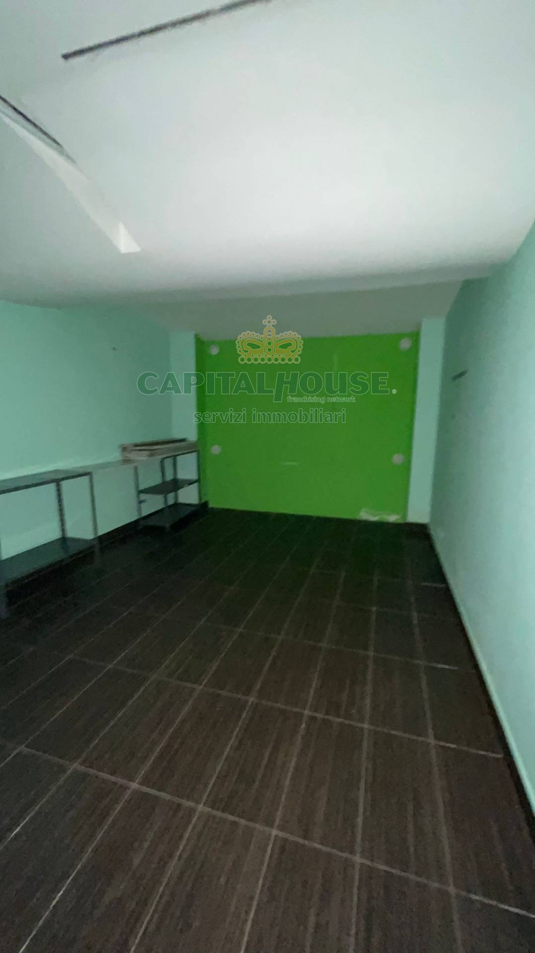 Commerciale in vendita a Avellino