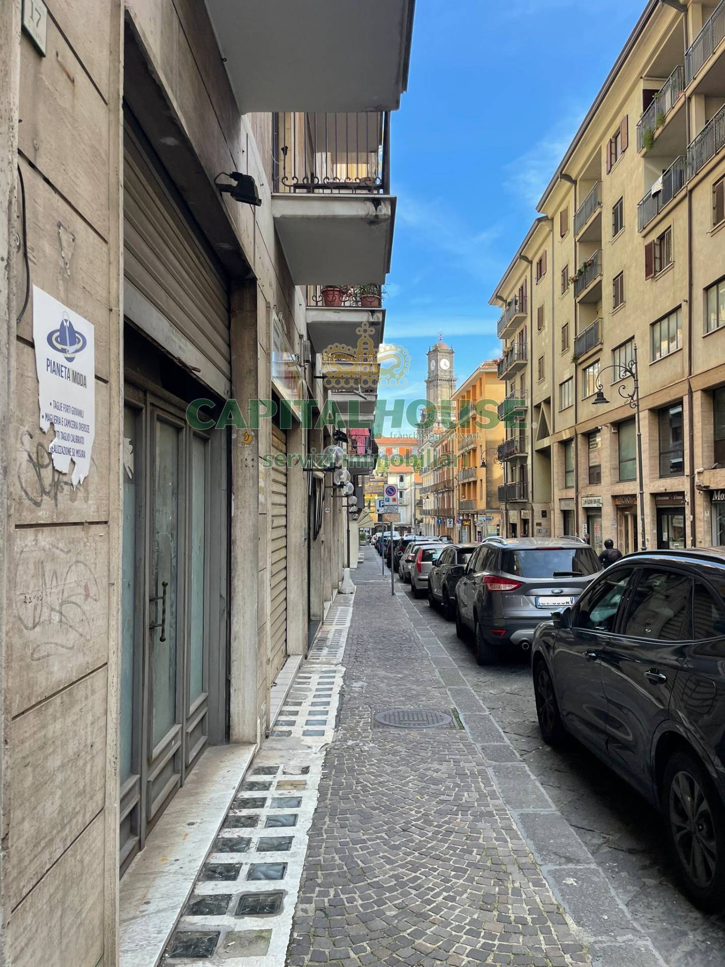 Commerciale in vendita a Avellino