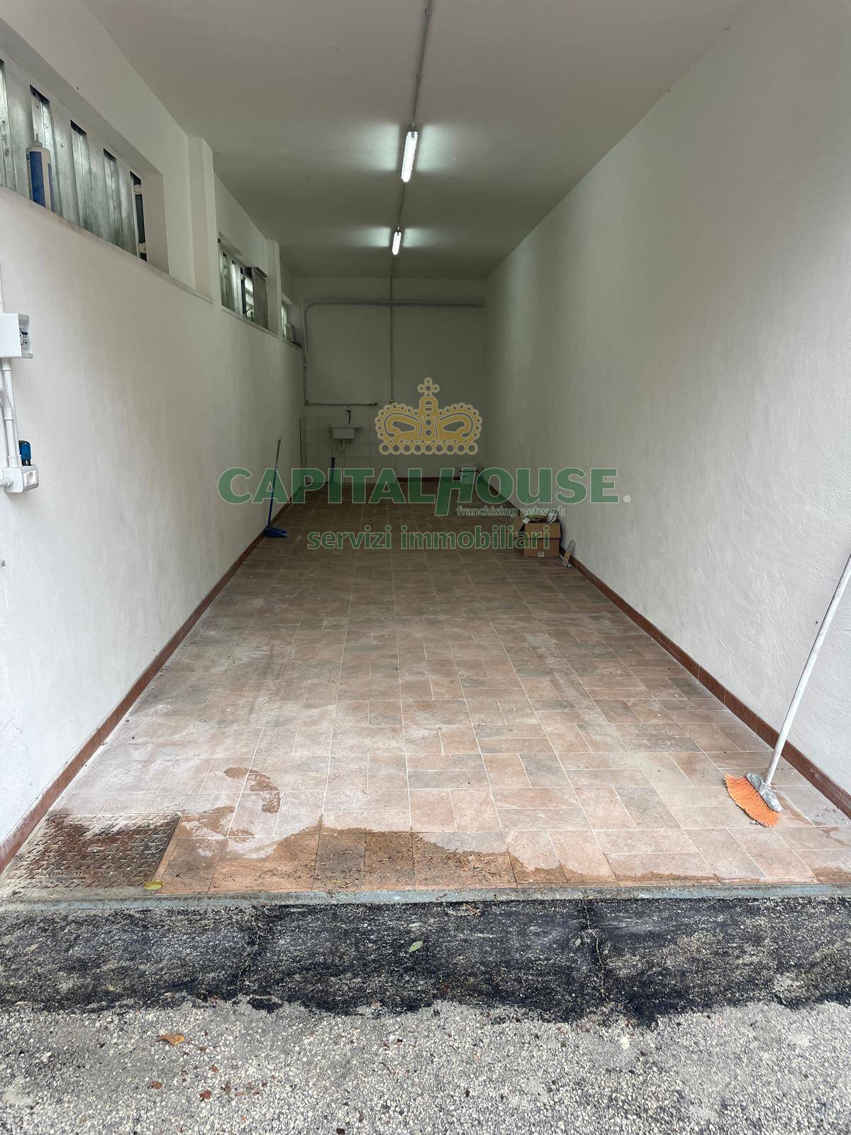 Box o garage in vendita a Mercogliano