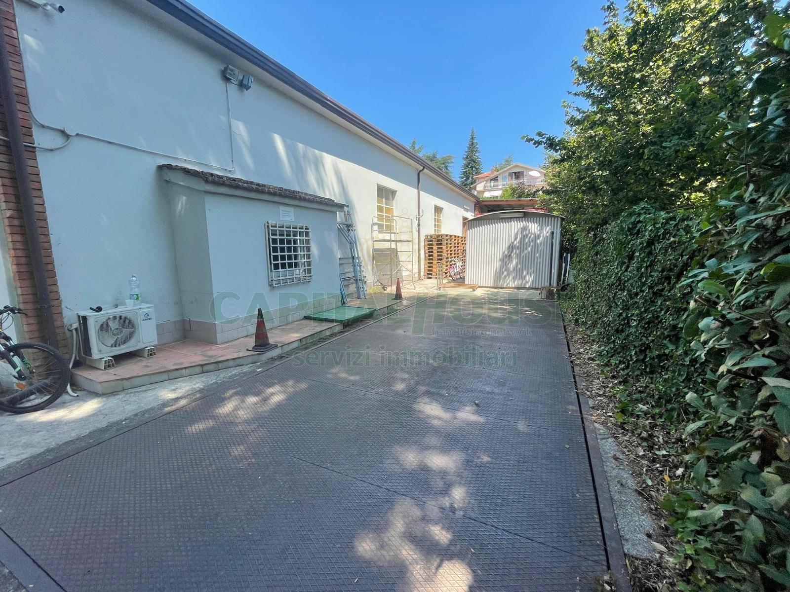 Capannone in affitto a Capriglia Irpina