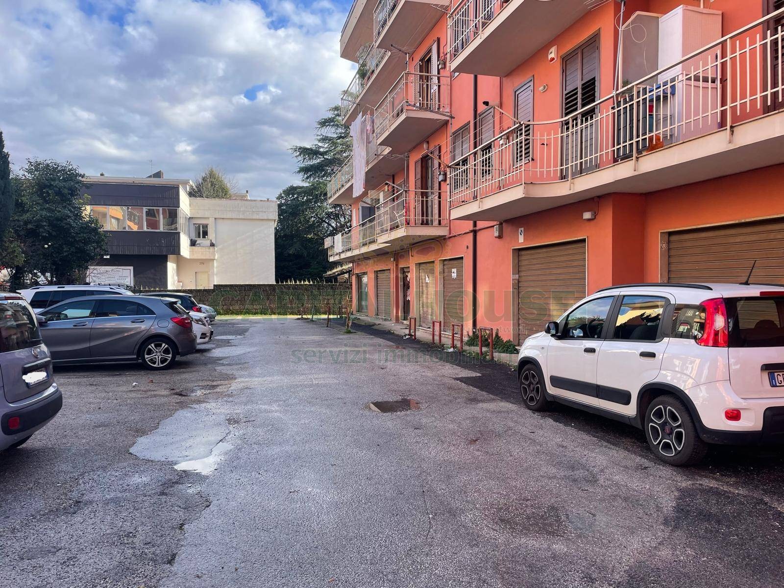 Box o garage in vendita a Mercogliano