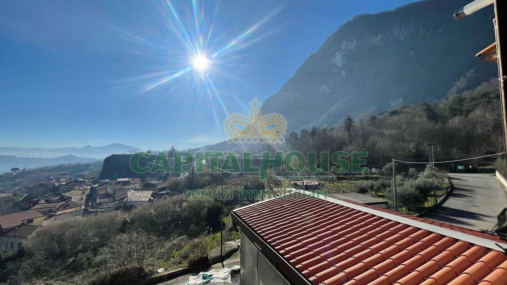 S.Indipendente in vendita a Sant'Angelo a Scala