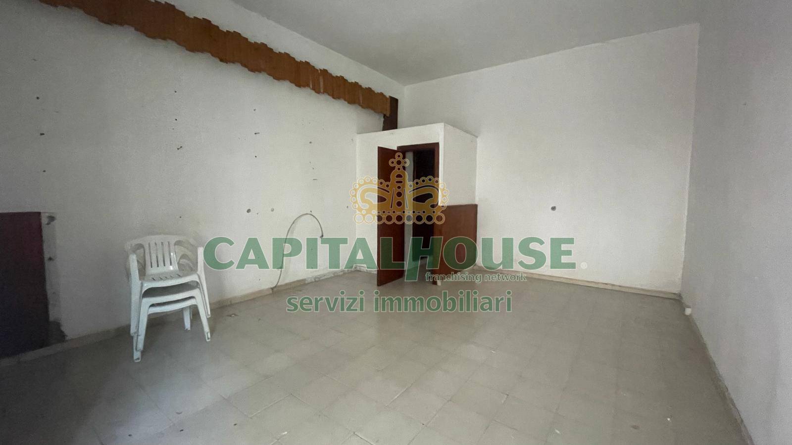 Commerciale in affitto a Summonte