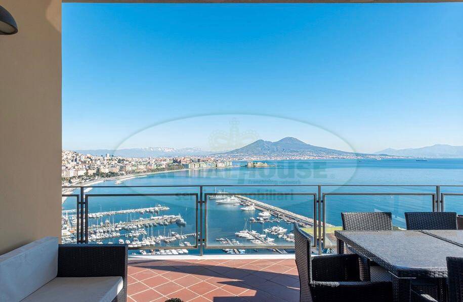 Attico in vendita a Napoli, Posillipo