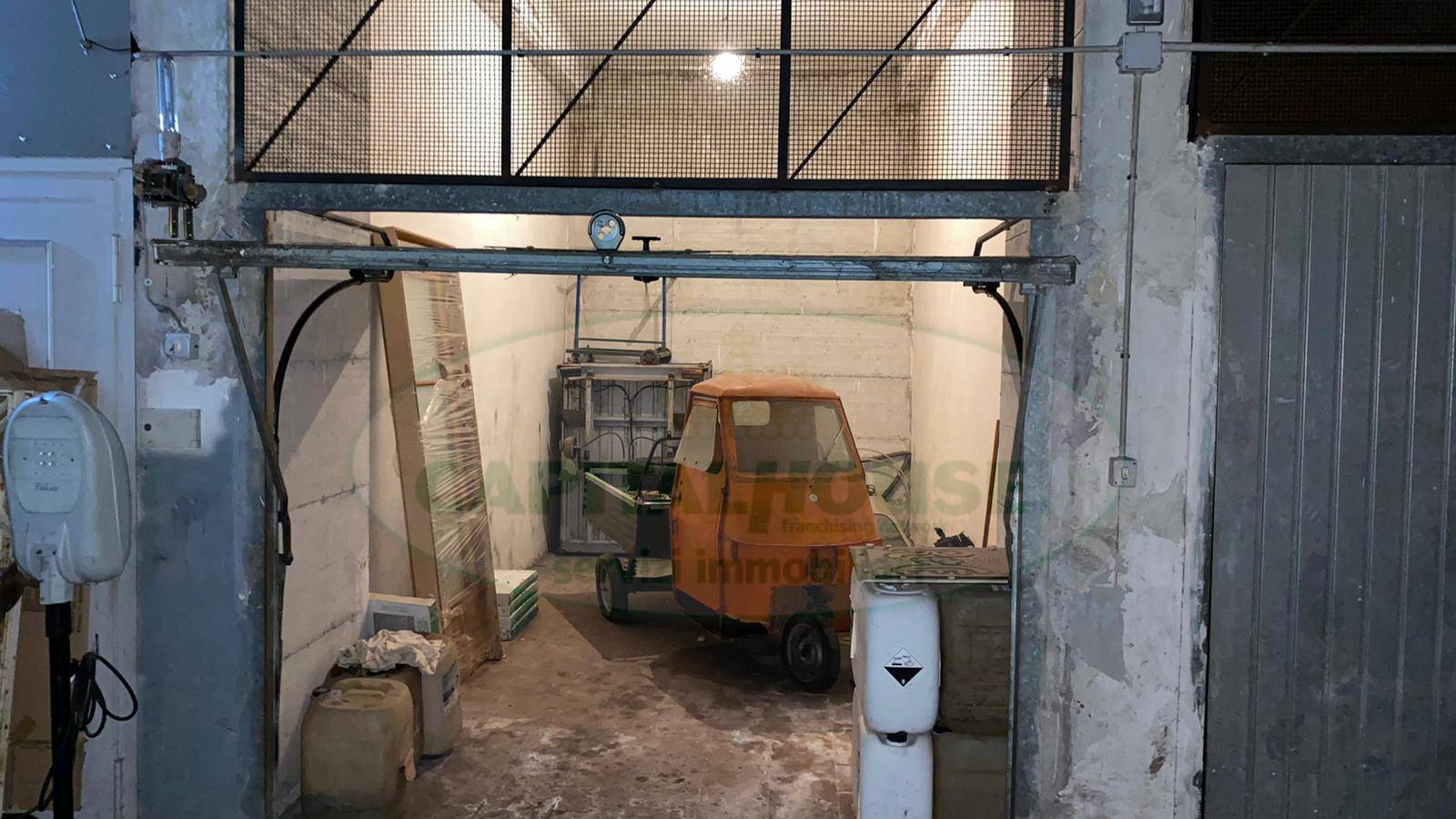 Box o garage in vendita a Mercogliano