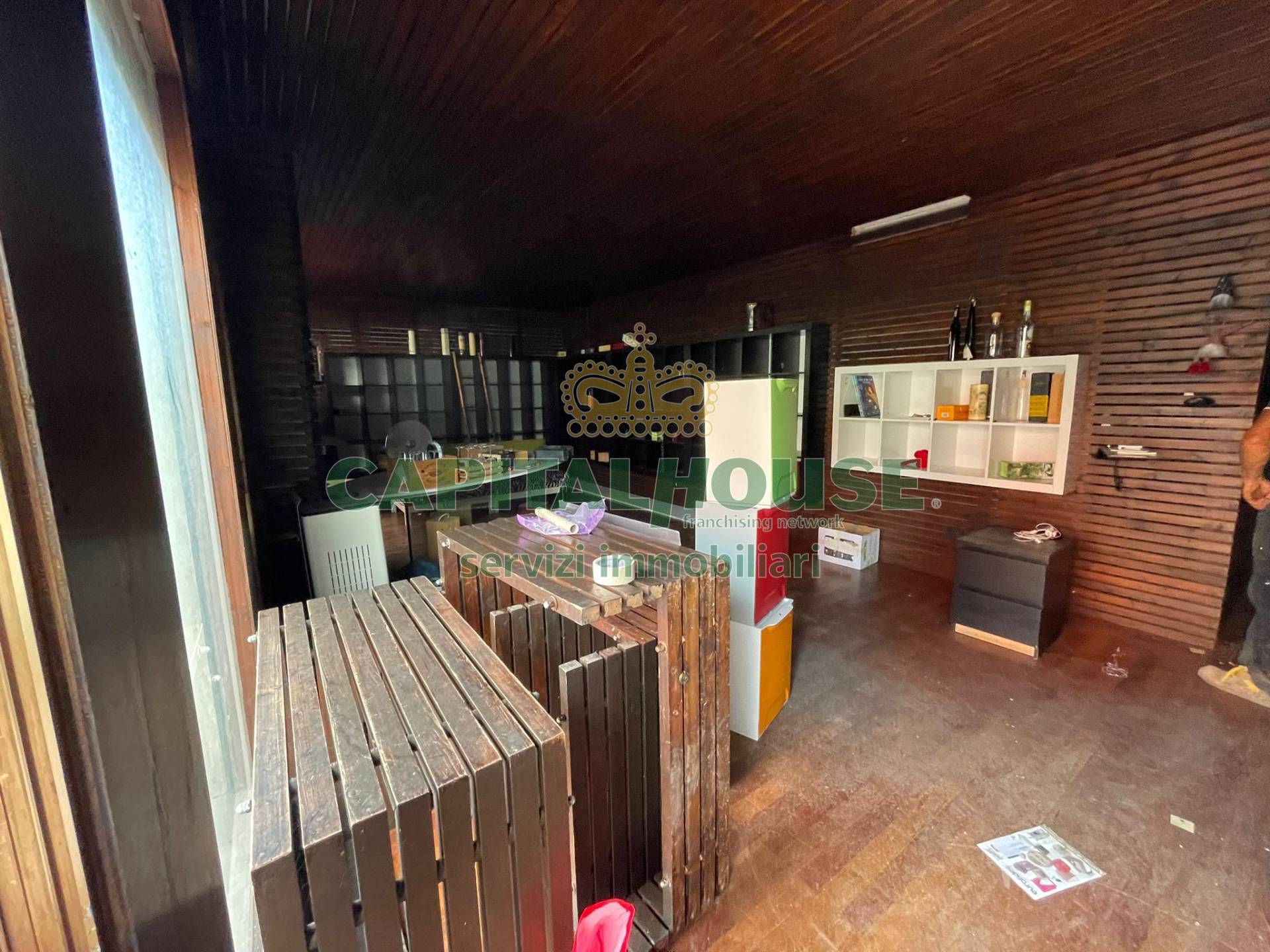 Commerciale in affitto a Mercogliano