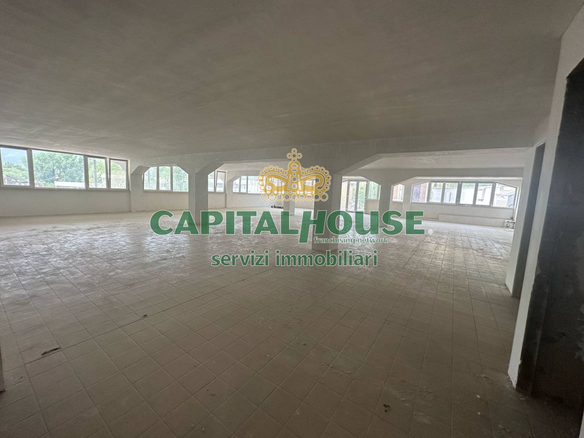 Commerciale in affitto a Mercogliano