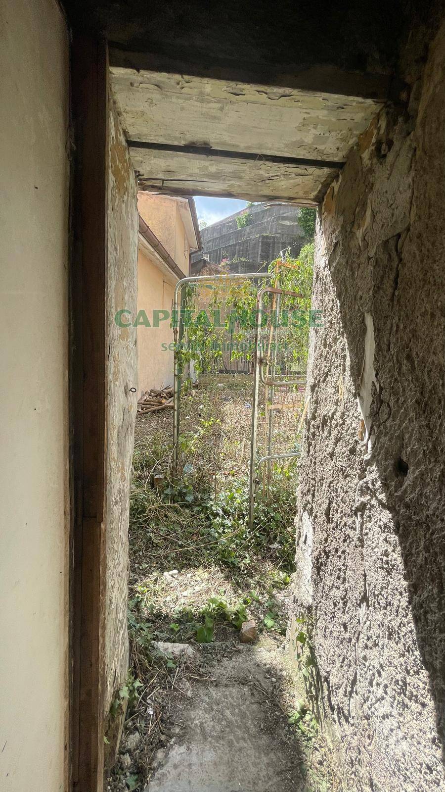 S.Indipendente in vendita a Sant'Angelo a Scala