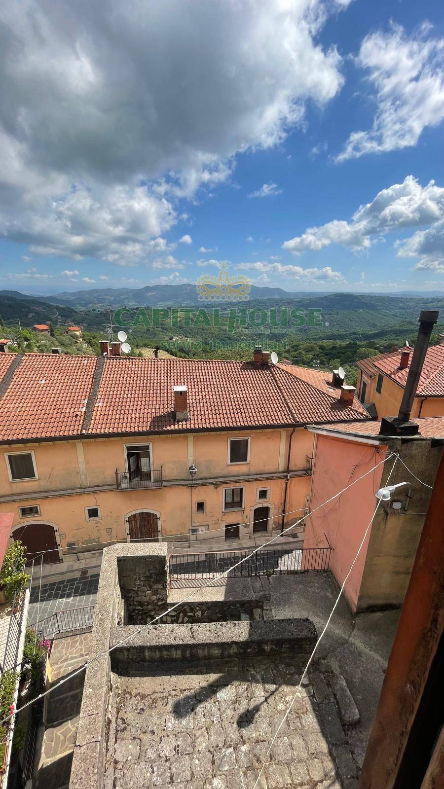 S.Indipendente in vendita a Sant'Angelo a Scala