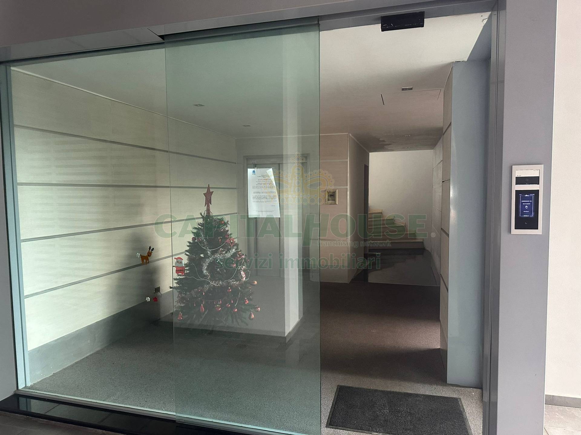 Commerciale in vendita a Roma