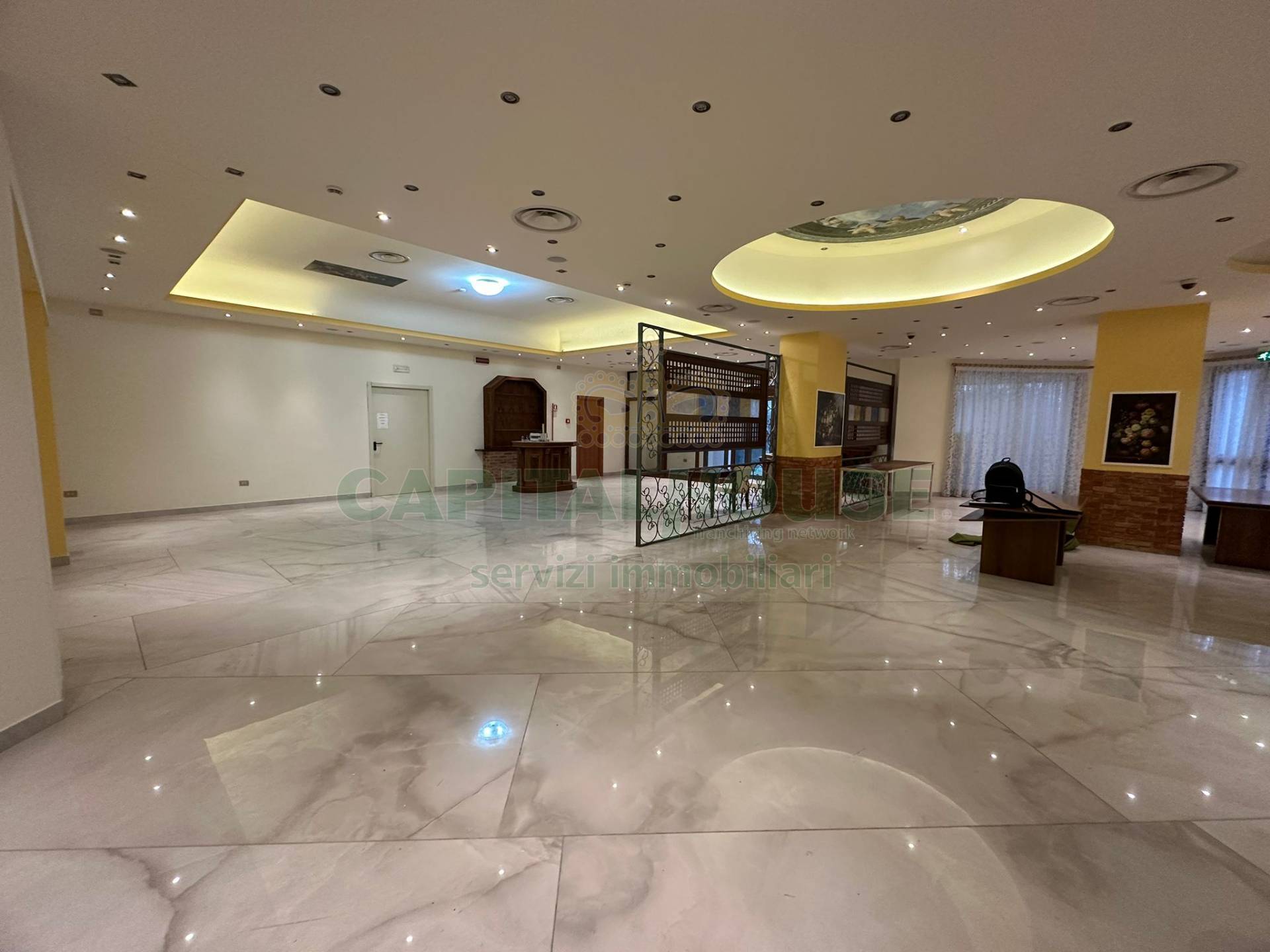 Commerciale in affitto a Mercogliano