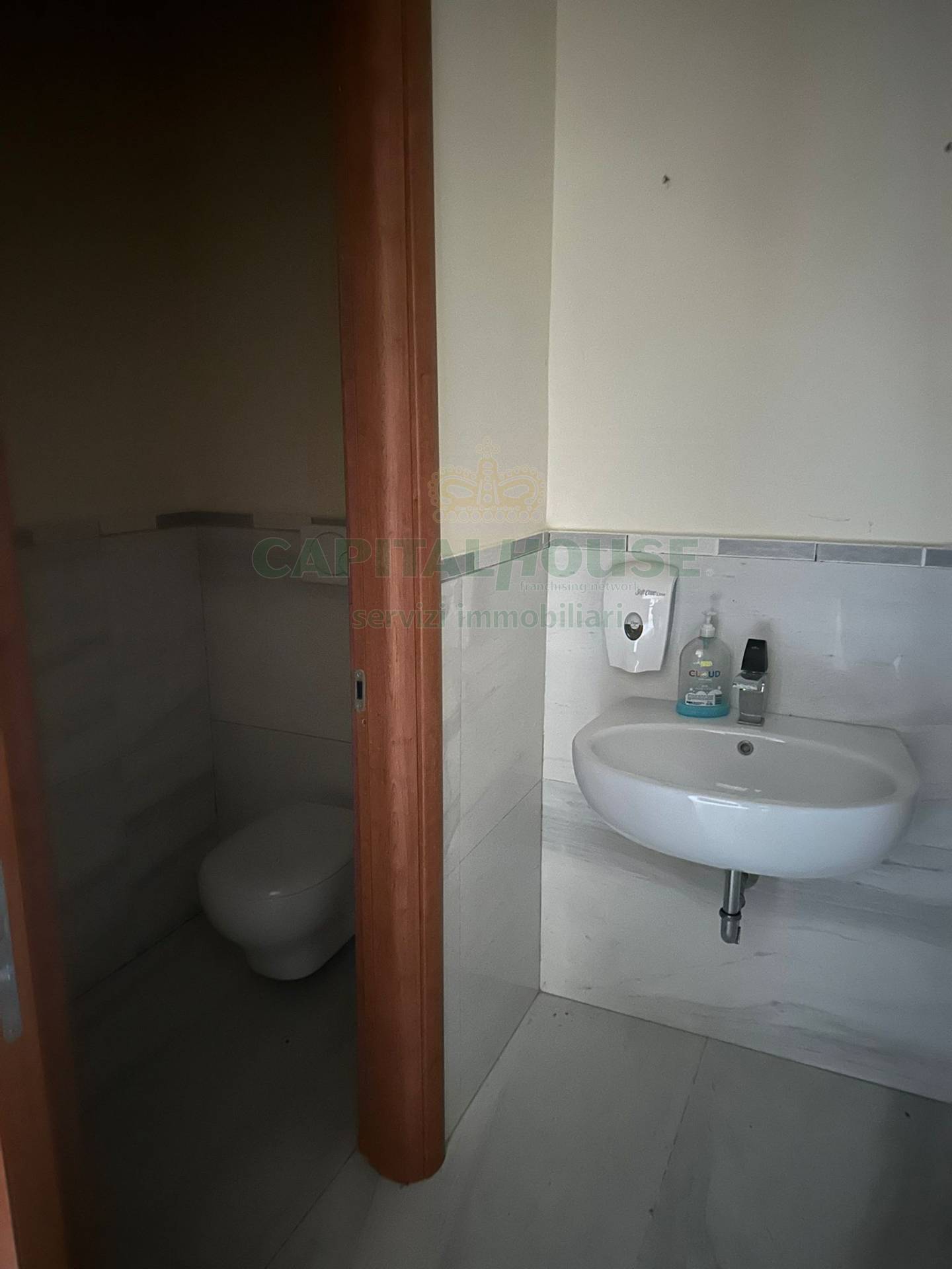 Commerciale in affitto a Mercogliano