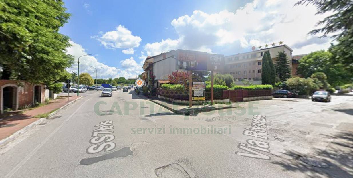 Capannone in vendita a Mercogliano