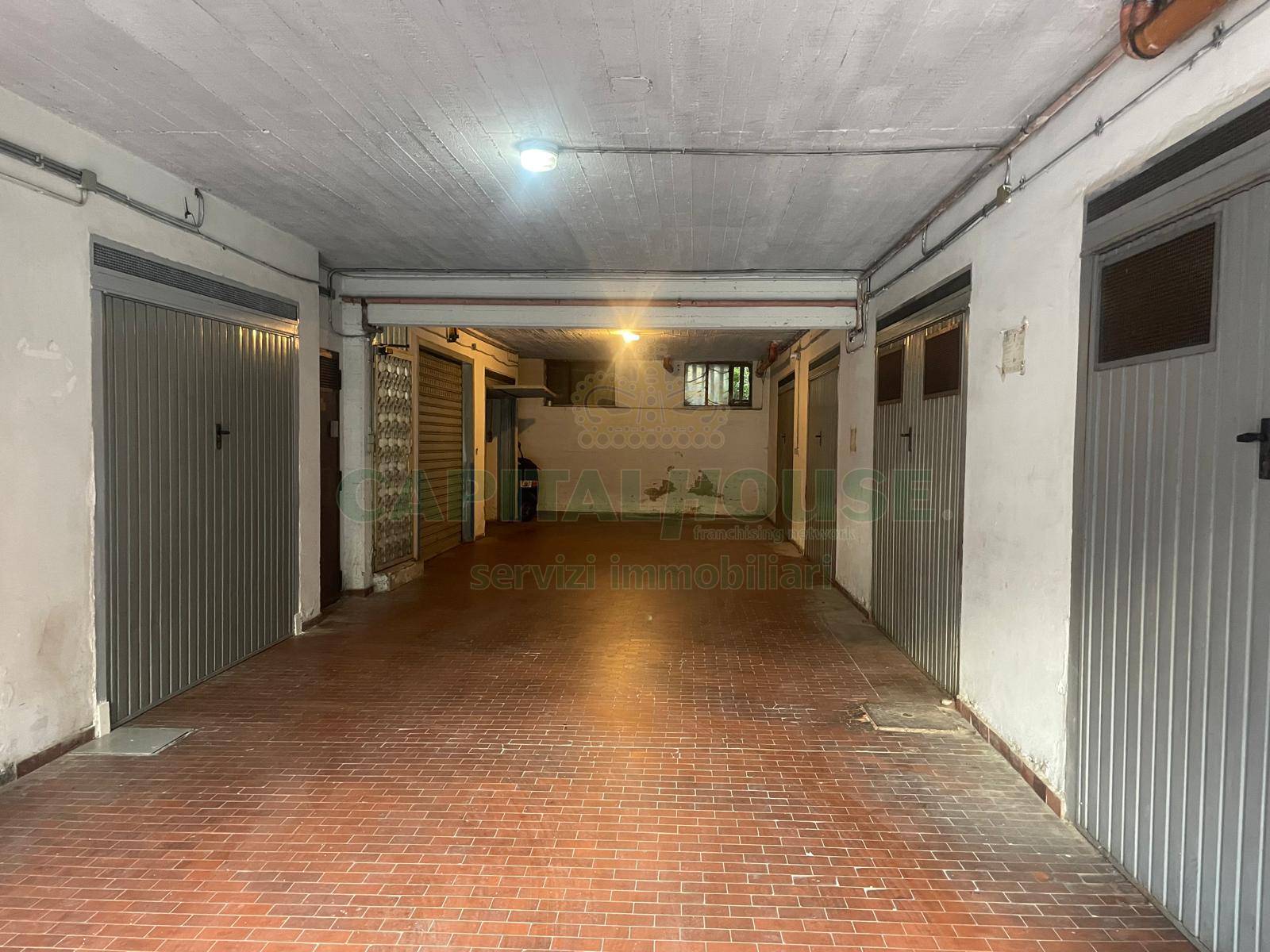 Box o garage in vendita a Mercogliano