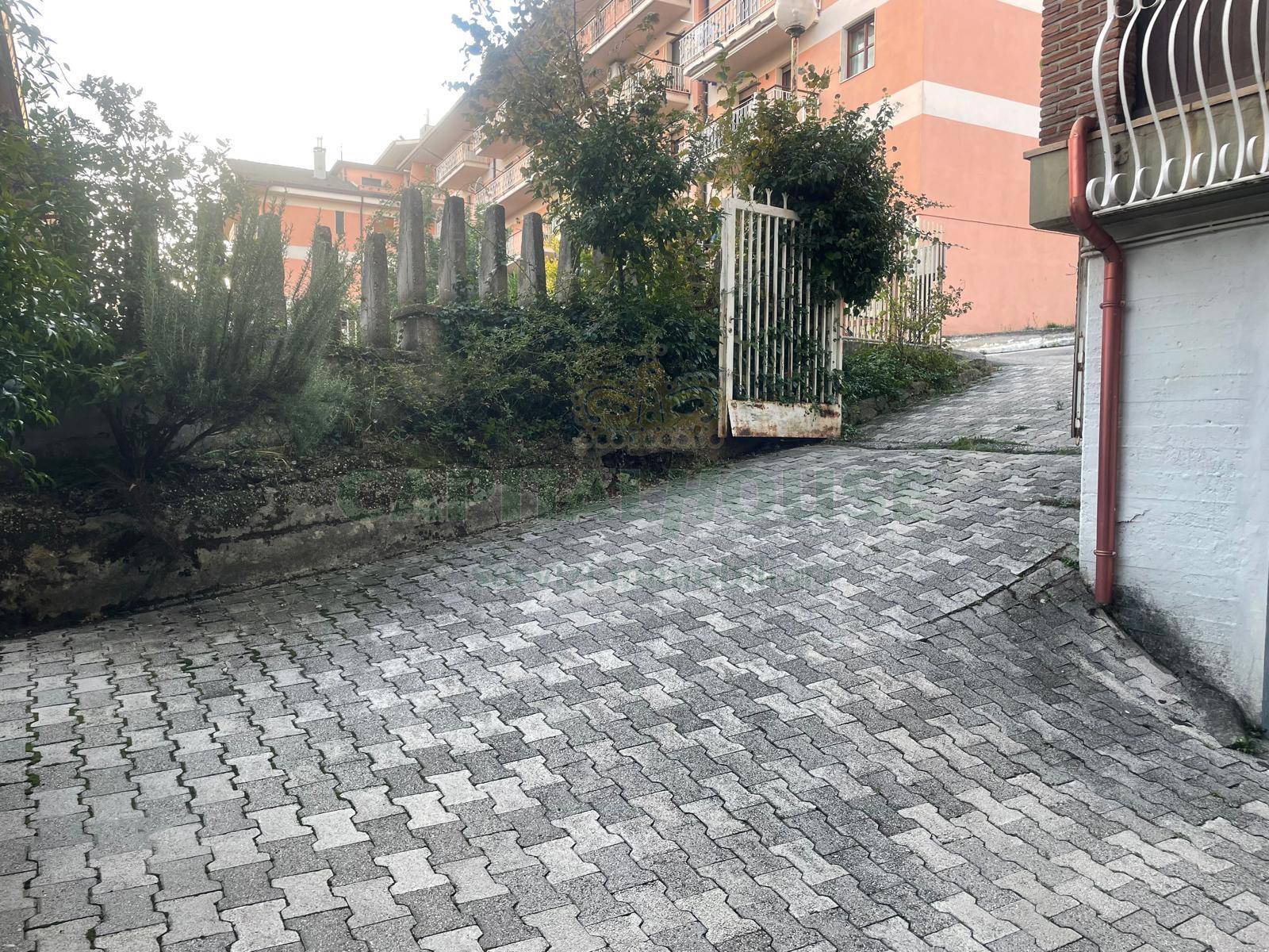 Box o garage in vendita a Mercogliano