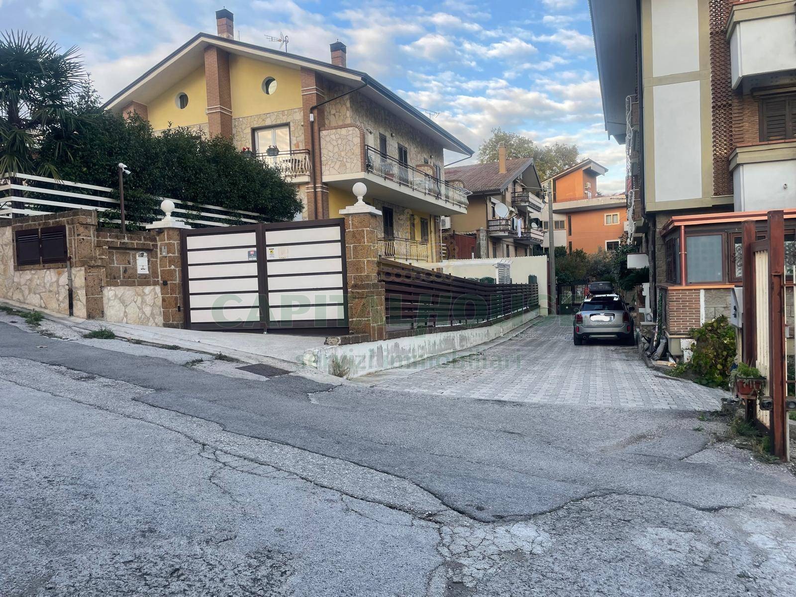 Box o garage in vendita a Mercogliano