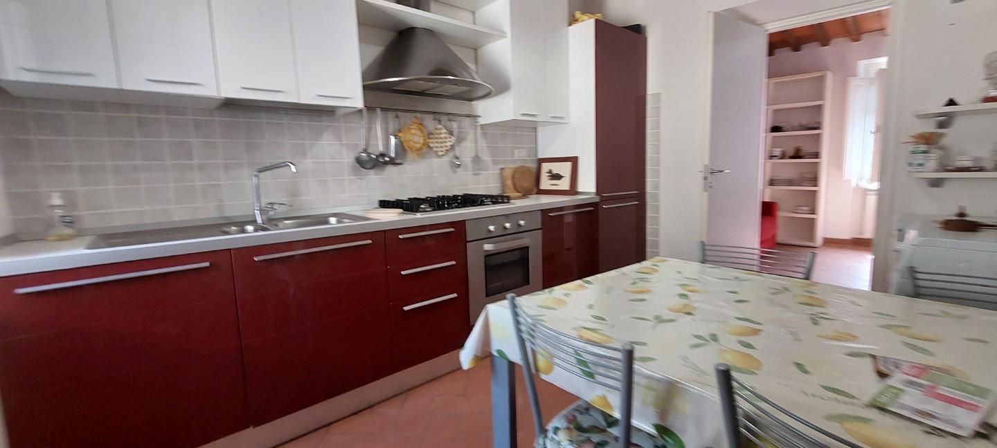 Quadrilocale in vendita, Massa centro