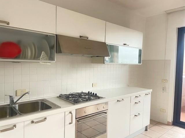 Trilocale in vendita, Massa zona viali