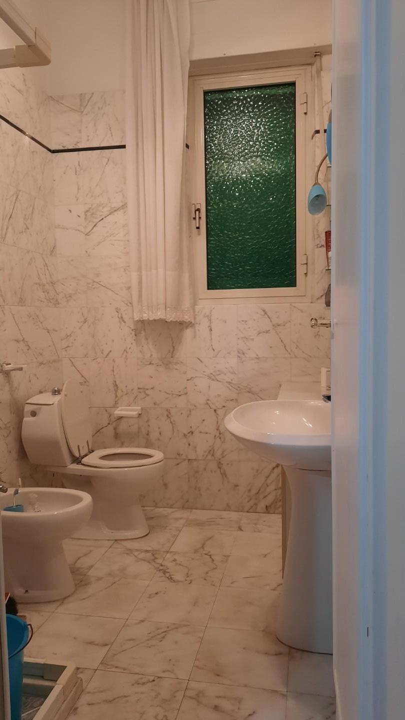 Villa arredata in affitto a Massa