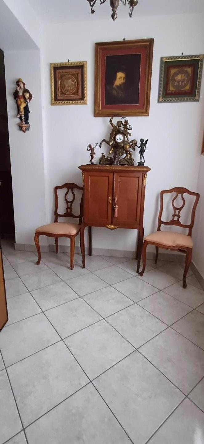 Appartamento arredato in affitto a Massa