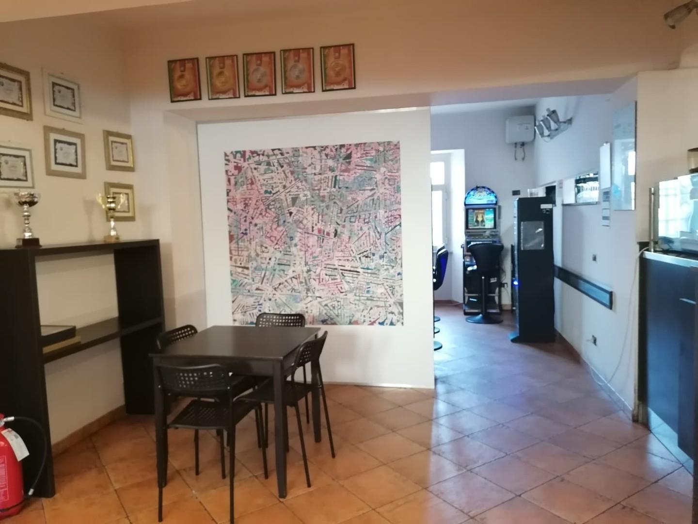 Locale commerciale in vendita, Carrara avenza