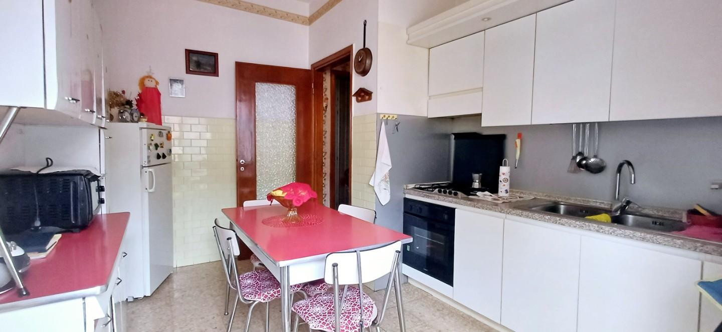 Trilocale in vendita a Massa