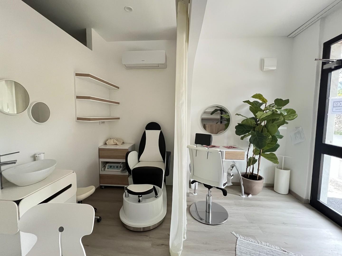 Locale commerciale nuova a Massa