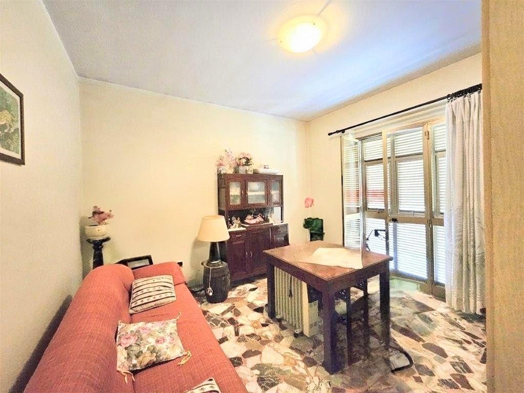 Casa indipendente con giardino, Massa marina di