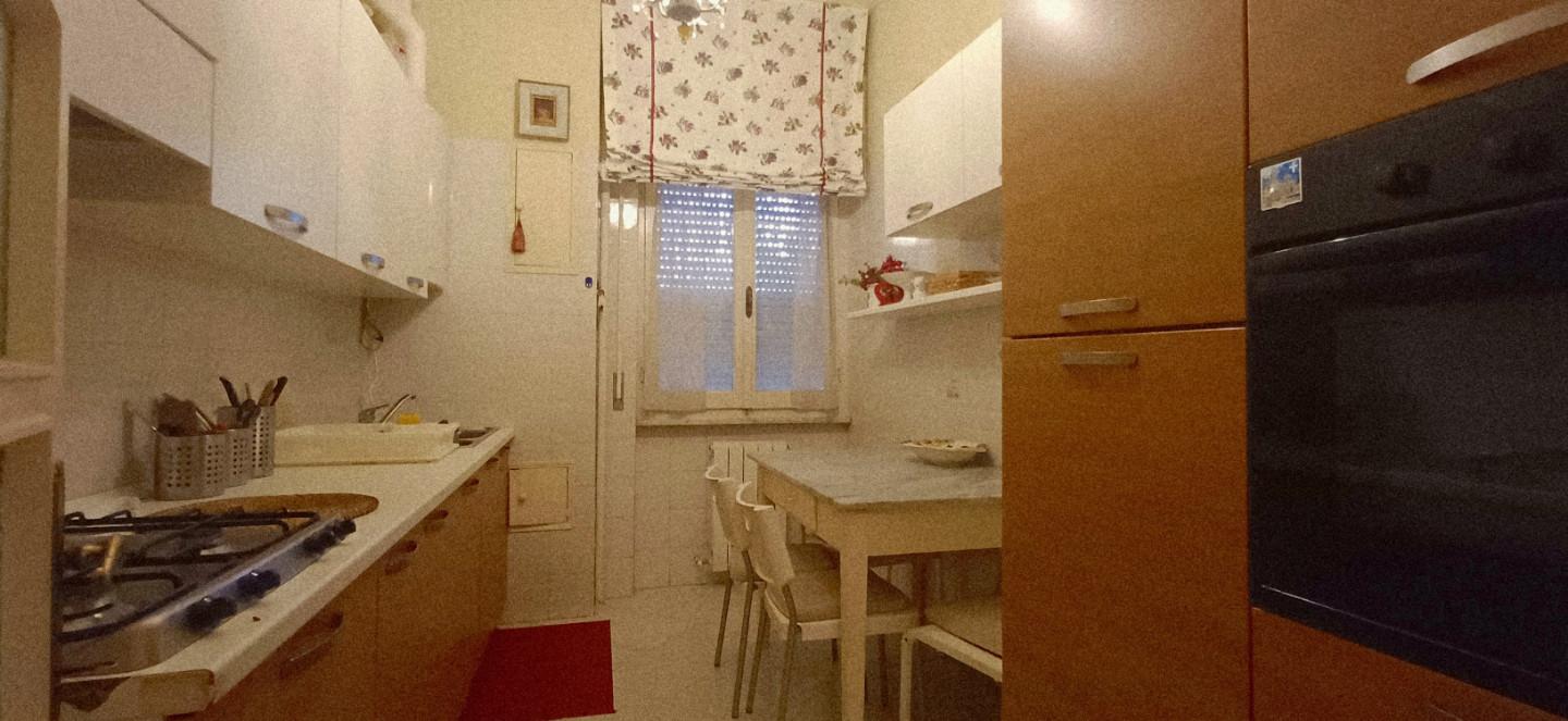 Quadrilocale arredato in affitto a Massa