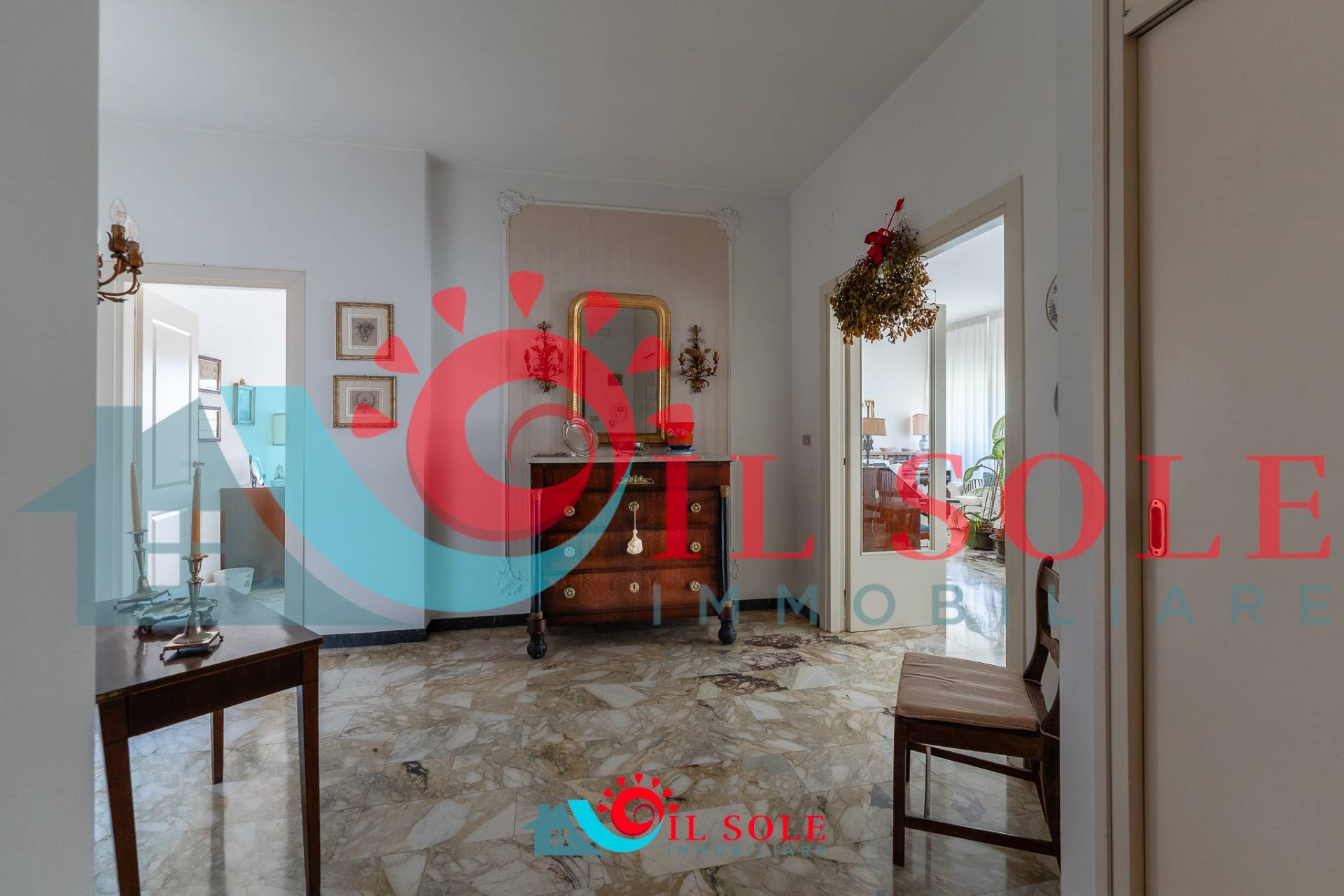 Appartamento in vendita a Livorno, Centro