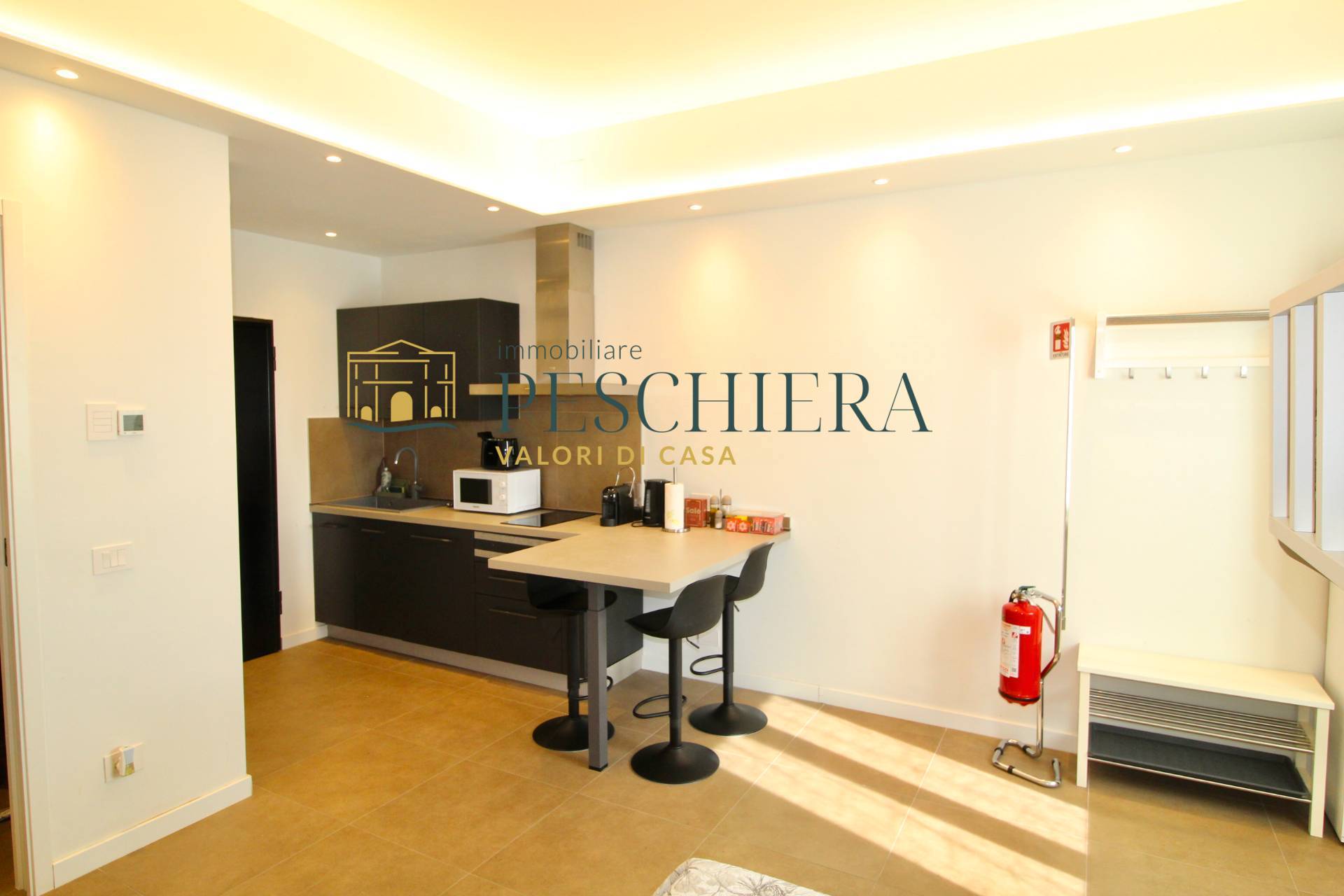 Appartamento in vendita a Peschiera del Garda, Generica