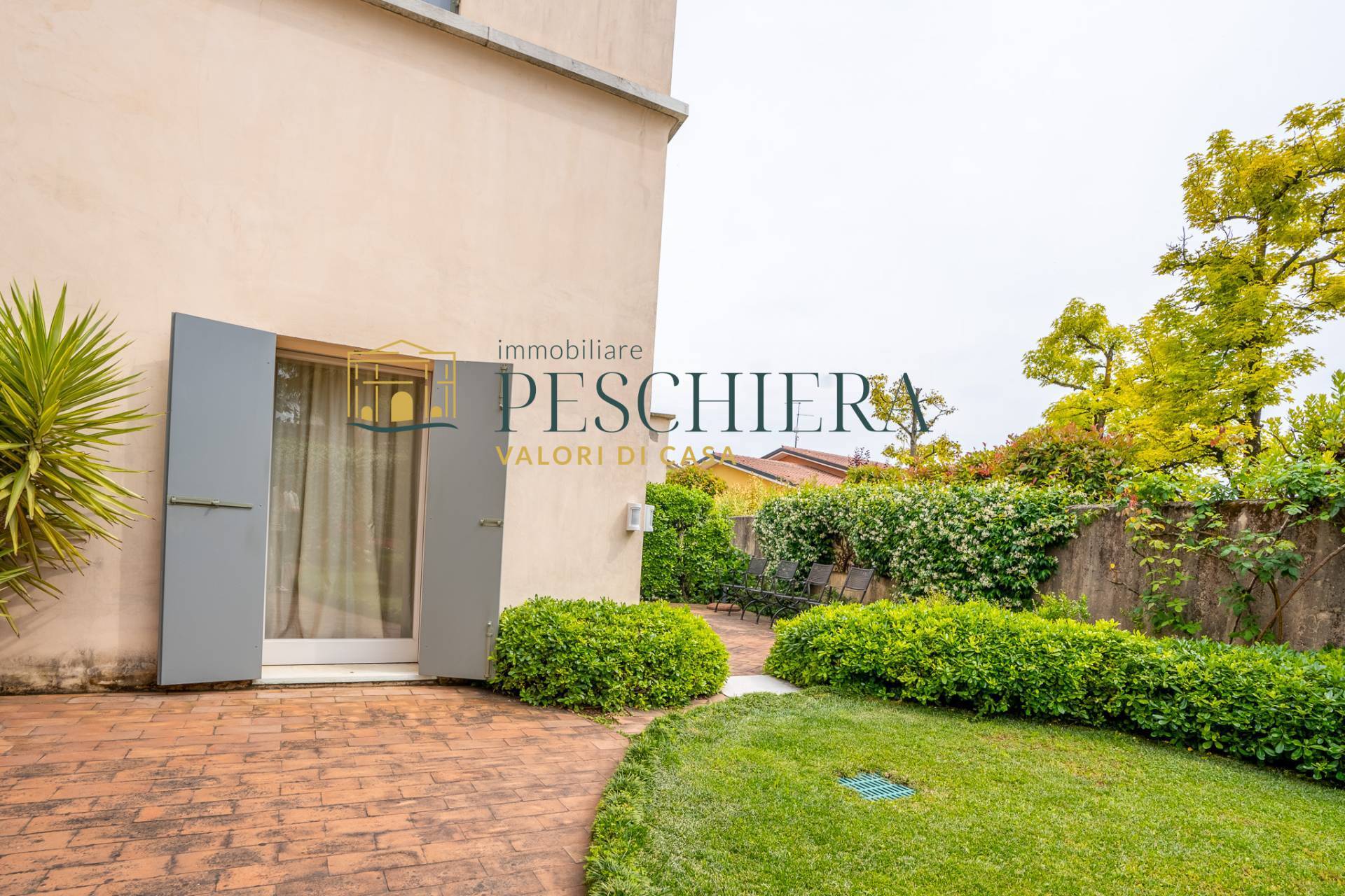 Villa in vendita a Castelnuovo del Garda, Sandr