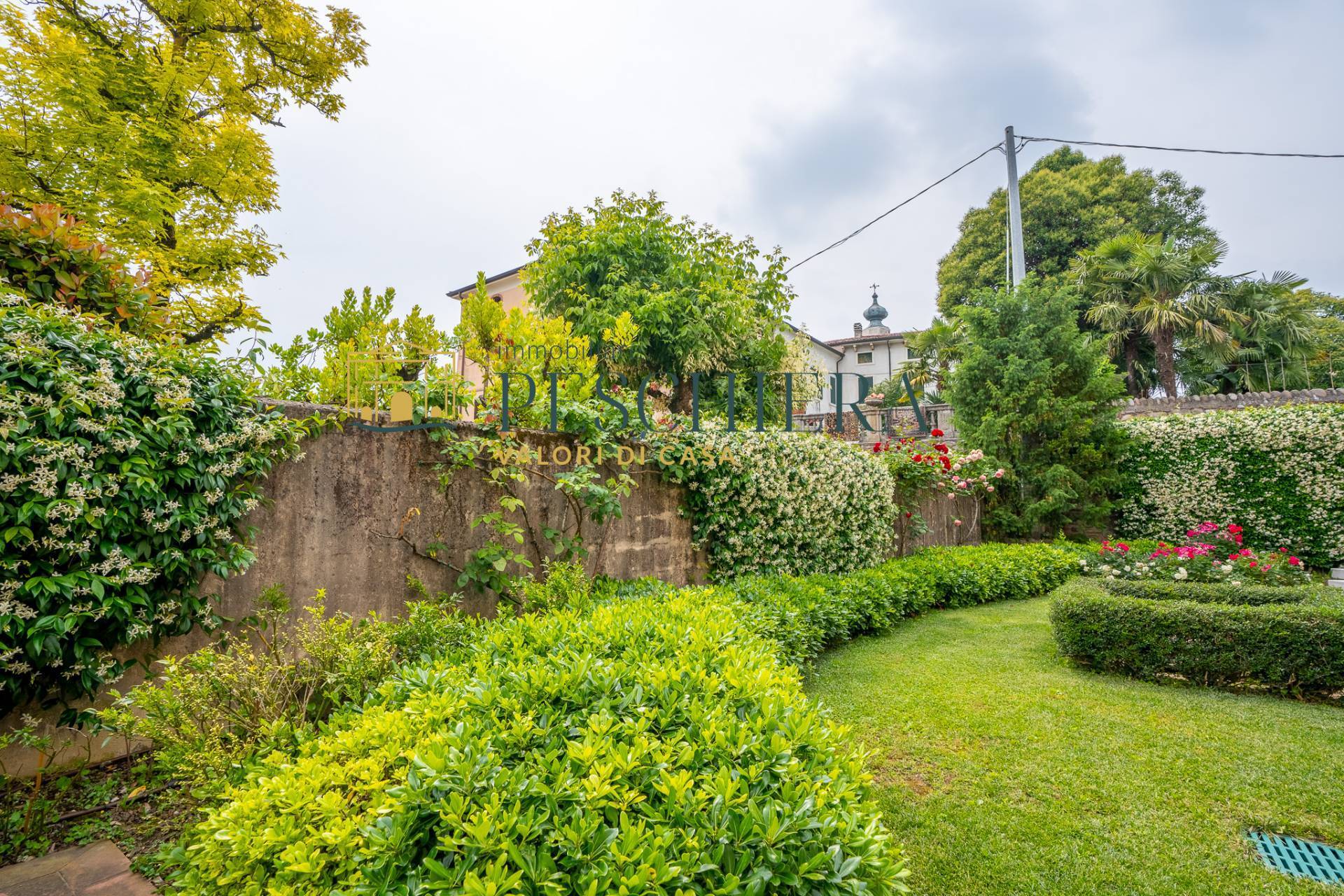 Villa in vendita a Castelnuovo del Garda, Sandr