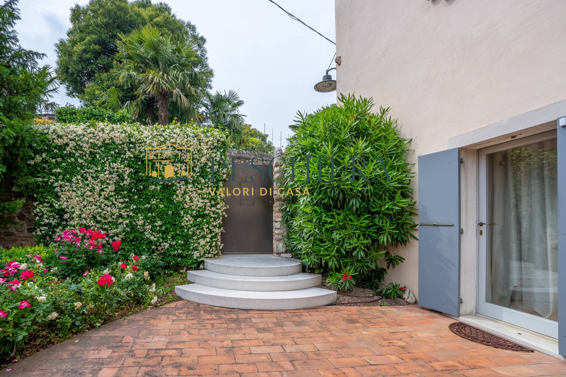 Villa in vendita a Castelnuovo del Garda, Sandr