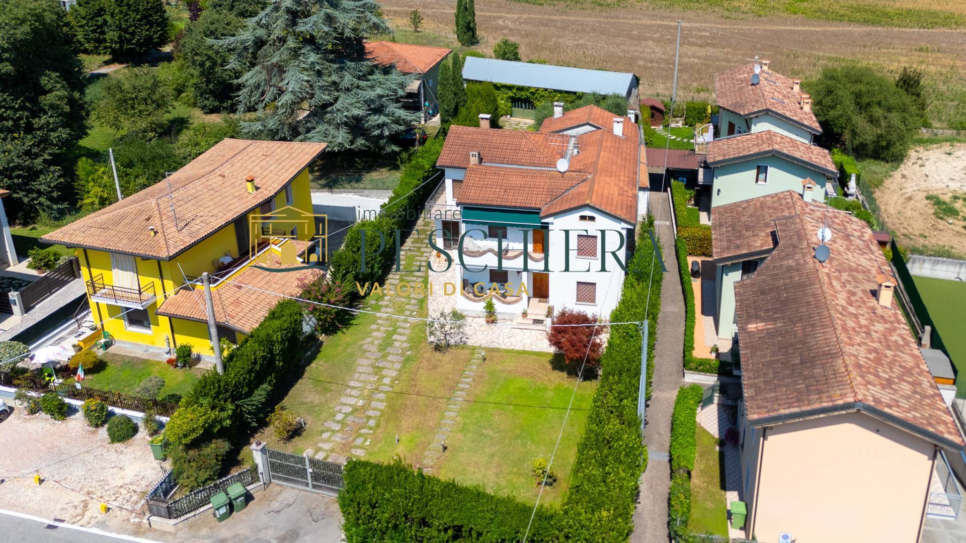 Villa in vendita a Castelnuovo del Garda, Oliosi