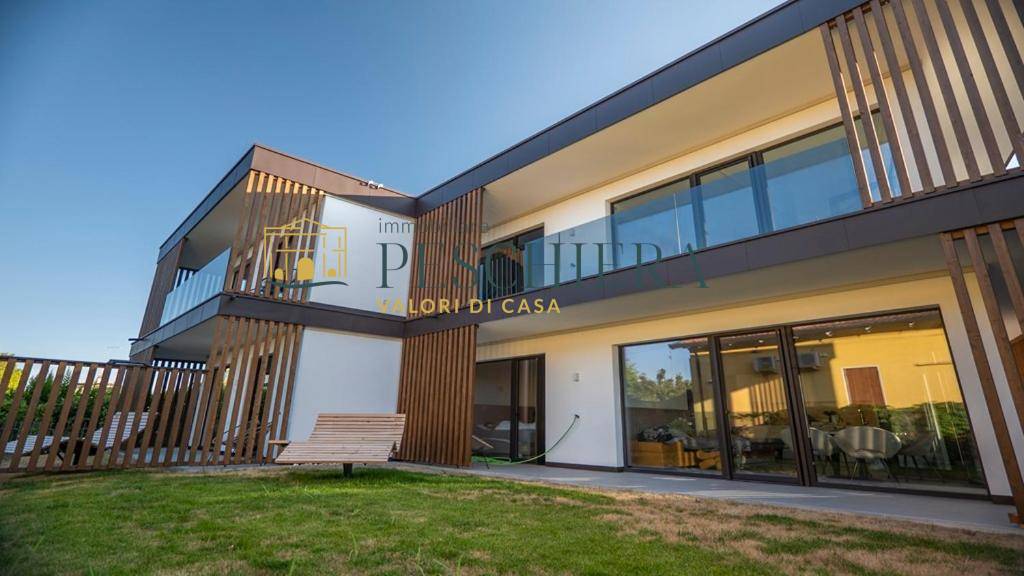 Appartamento in affitto a Peschiera del Garda, Dolci