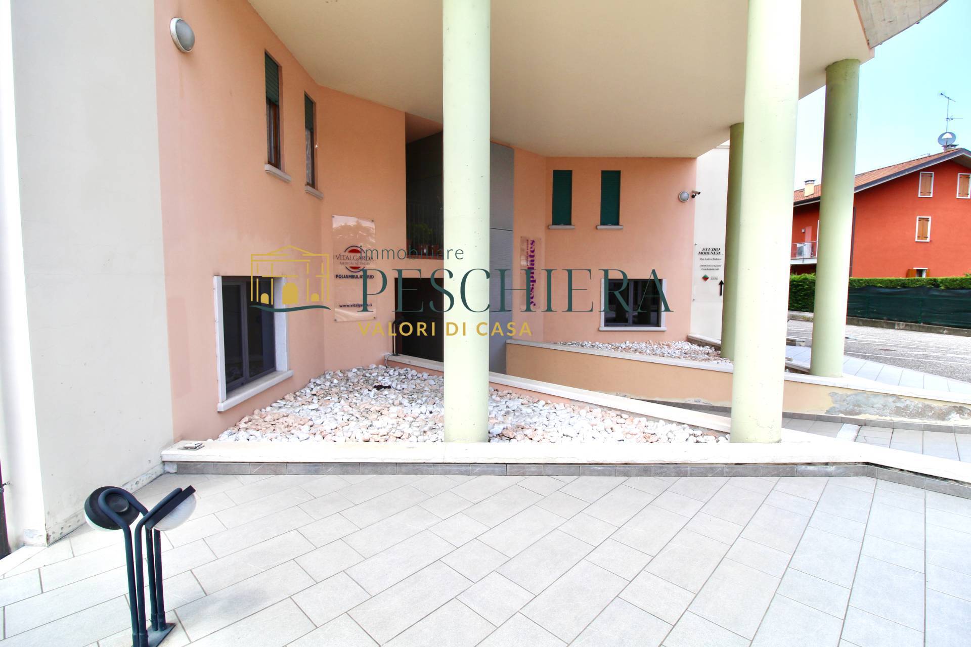 Studio/Ufficio in vendita a Peschiera del Garda, Zona Stazione